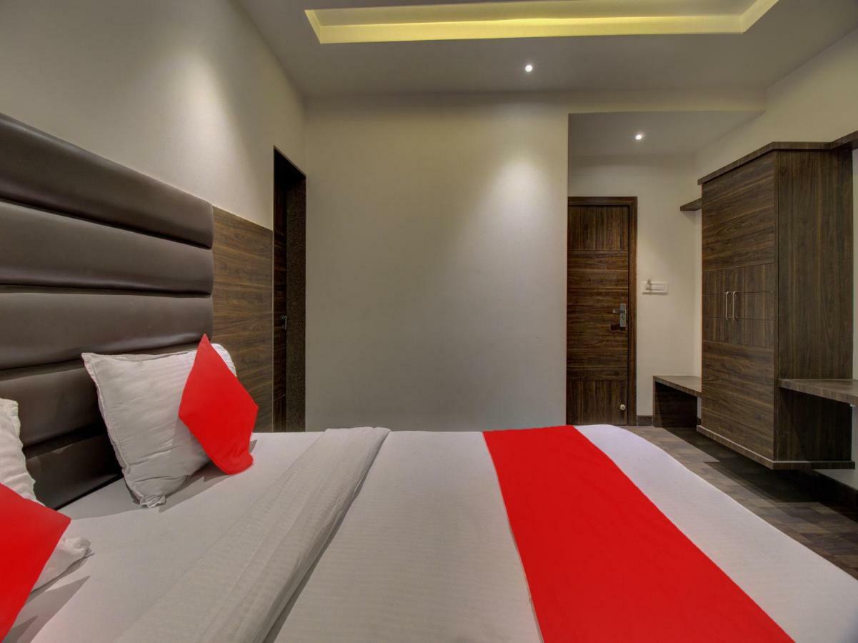 Oyo 35844 Hotel Lotus Residency Sāngli 외부 사진