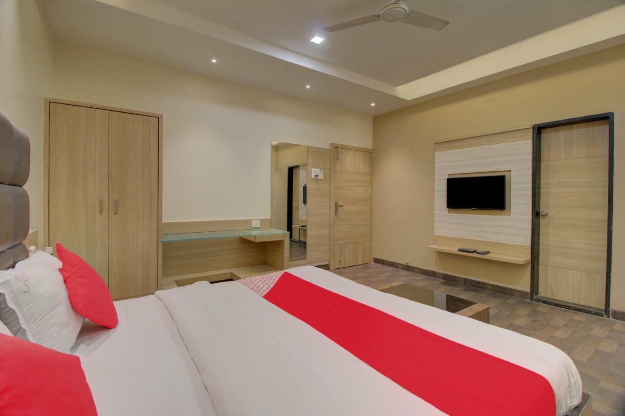Oyo 35844 Hotel Lotus Residency Sāngli 외부 사진
