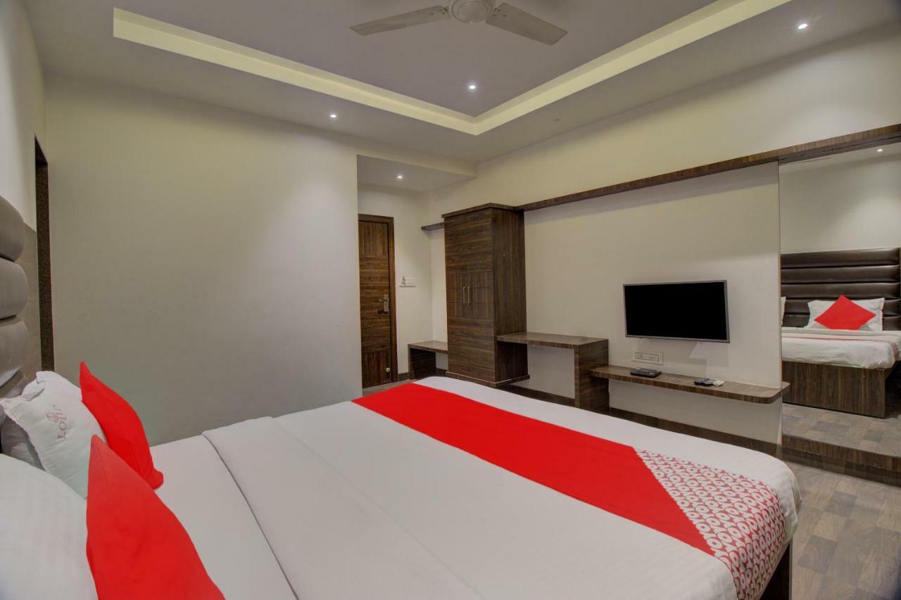 Oyo 35844 Hotel Lotus Residency Sāngli 외부 사진