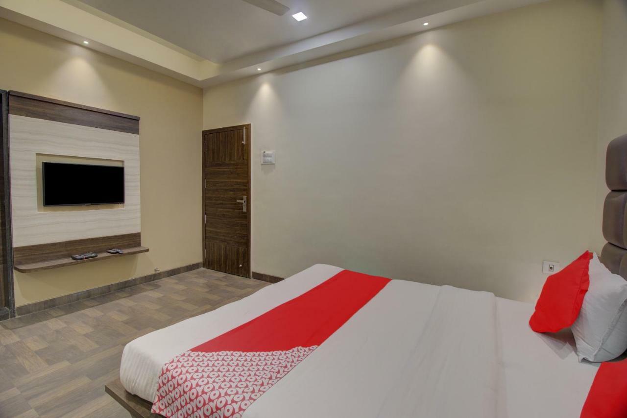 Oyo 35844 Hotel Lotus Residency Sāngli 외부 사진